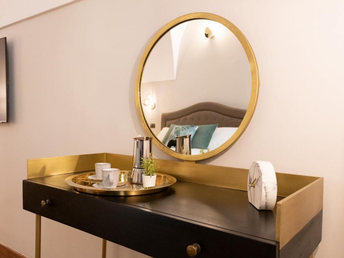 The Rent - Near Piazza Di Spagna Apartment Rome