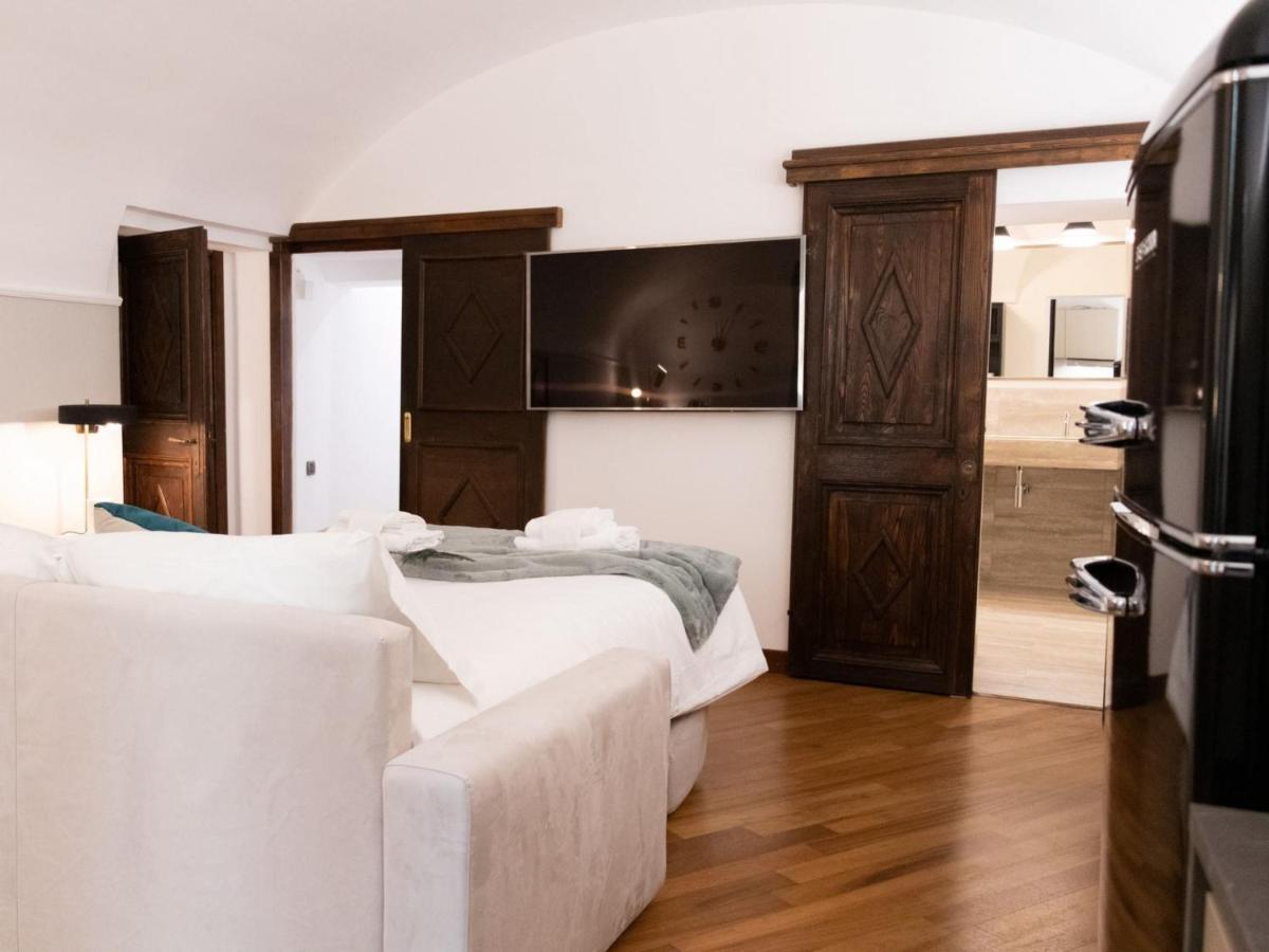 The Rent - Near Piazza Di Spagna Apartment *